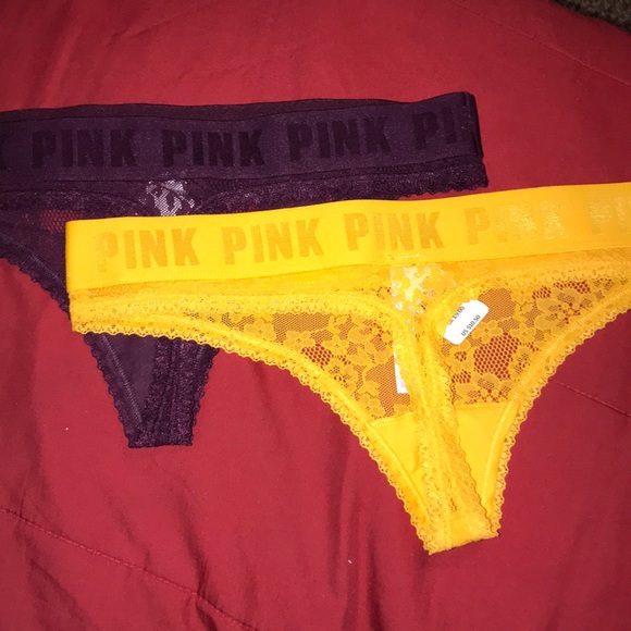 Brand new Pink Vs thongs - Picture 5 of 5